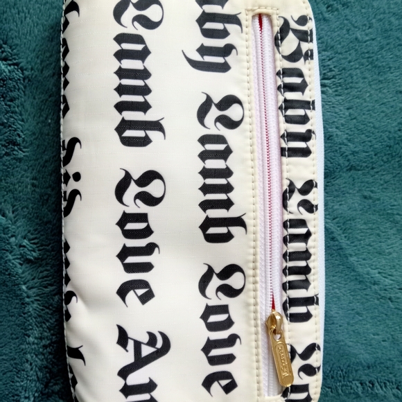 L.A.M.B. White and Black Wallet - Picture 6 of 8